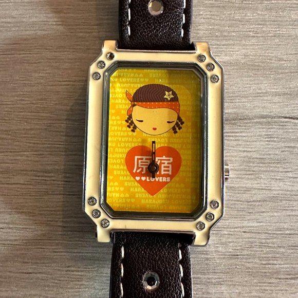 Gwen Stafani - Angel Watch - Picture 1 of 5